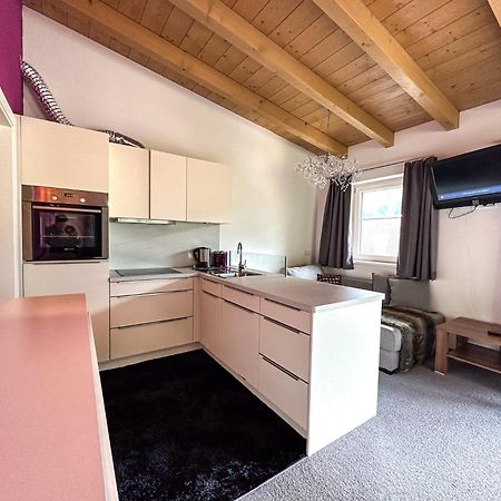 Harakiri Lodgings Und Apresski Mayrhofen Exterior foto